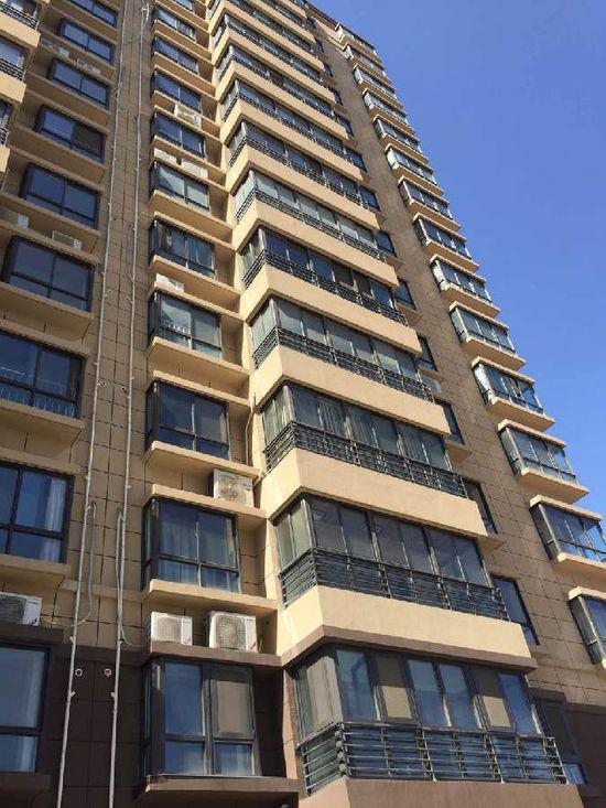 二十九樓空調外機